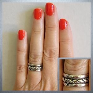 Silvertone Ring, Size 6